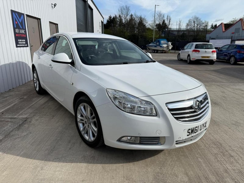 VAUXHALL INSIGNIA 2.0 CDTi Exclusiv Auto Euro 5 5dr