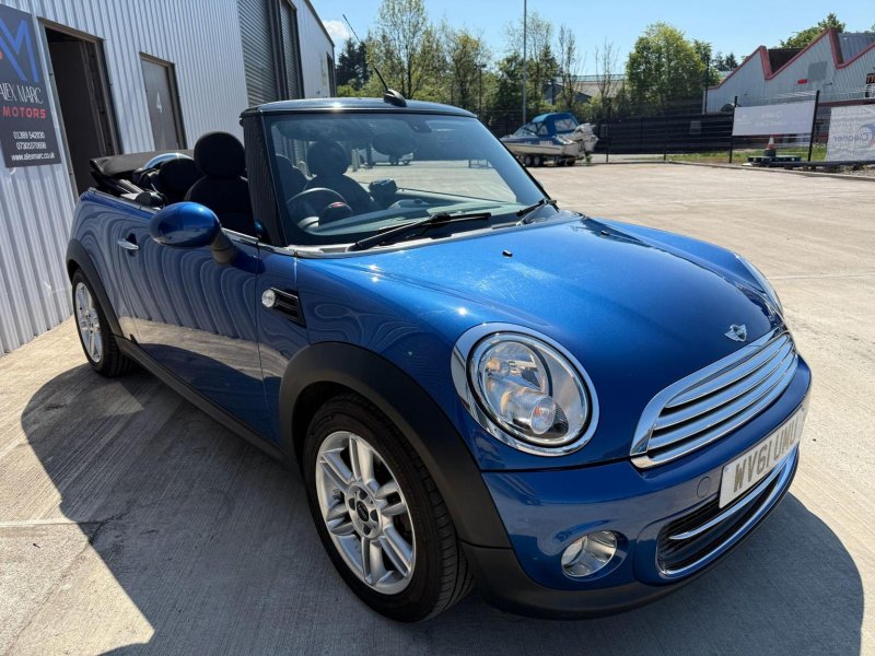 MINI CONVERTIBLE 1.6 Cooper Steptronic Euro 5 2dr